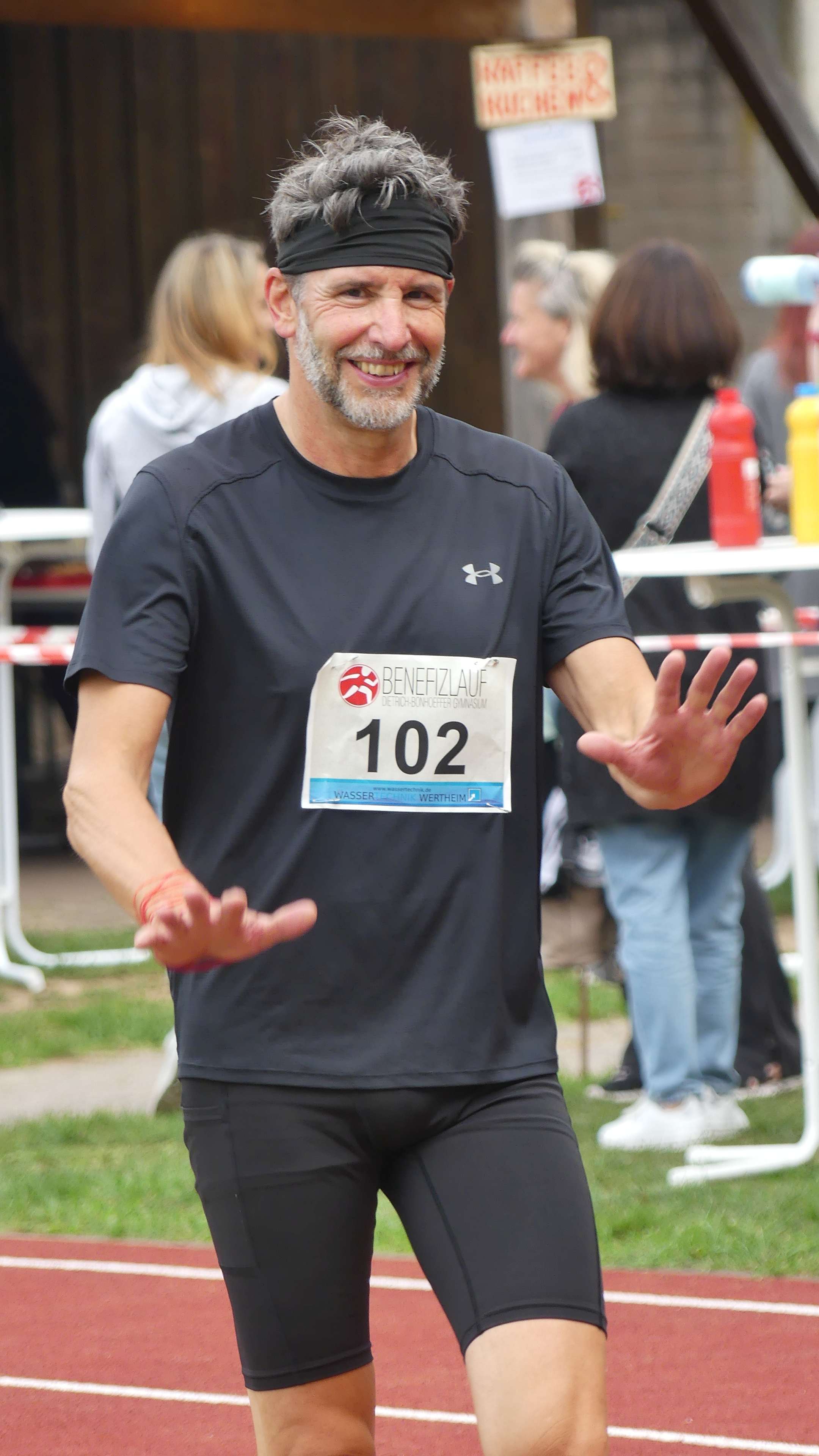 Bild vom 15. Benefizlauf im Jahr 2025. Dies ist das 203. Bild.